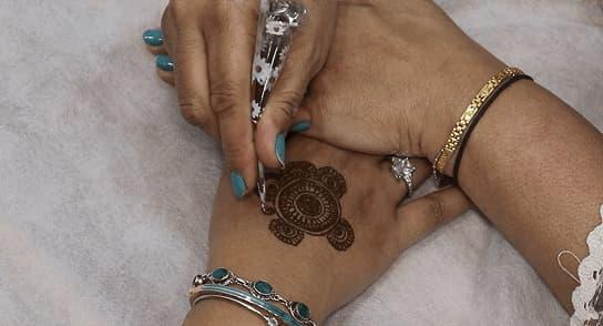 Henna application process